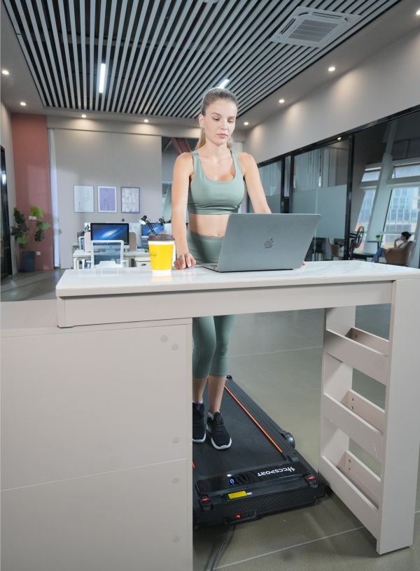 TheHccSport's tweet image. .💼🏃‍♂️ Elevate your work-life balance with the Hccsport 3-in-1 treadmill! The perfect blend of productivity and fitness. 🌟 #WorkoutAtWork #BalanceLife