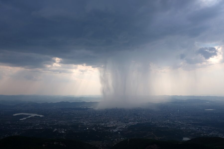 Explore April showers with a phenomenon video and rain gauges! Use the rain data to create and analyze a graph. Get the free resource. zurl.co/khWW #SciEd #NGSSchat