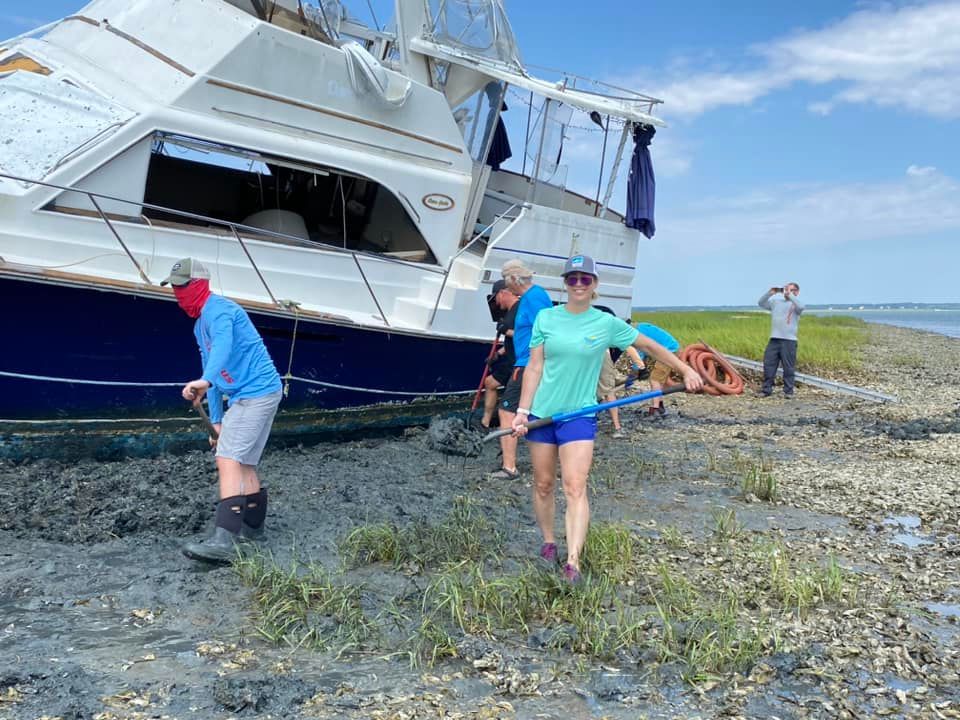 Do you know that abandoned boats can be a common sight in our waterways, but their removal is not as easy as it may seem? buff.ly/3TQNqE7 #realcoastaldifference #lowcountrylife #coastalcleanup #adventure #boat #boating #charleston #cleanup #coastal #coastalliving #fish