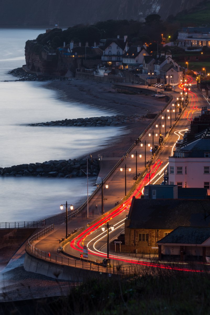 📣 We're excited to share that Alex Walton's capture of Sidmouth wins the SWCP Photographer of the Year Urban Lines category 🏙️

You can view all the winning images & more at our Photographer of the Year Exhibition this July!

🚆 Platform 8 & 9, London Paddington
📅 3 – 30 July