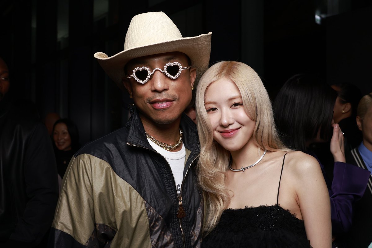 In desperate need of a Pharrell + Rosé collab 🤩 We could call it ✨Phrosé✨ #pharrell #rosé #blackpink #mtvceleb