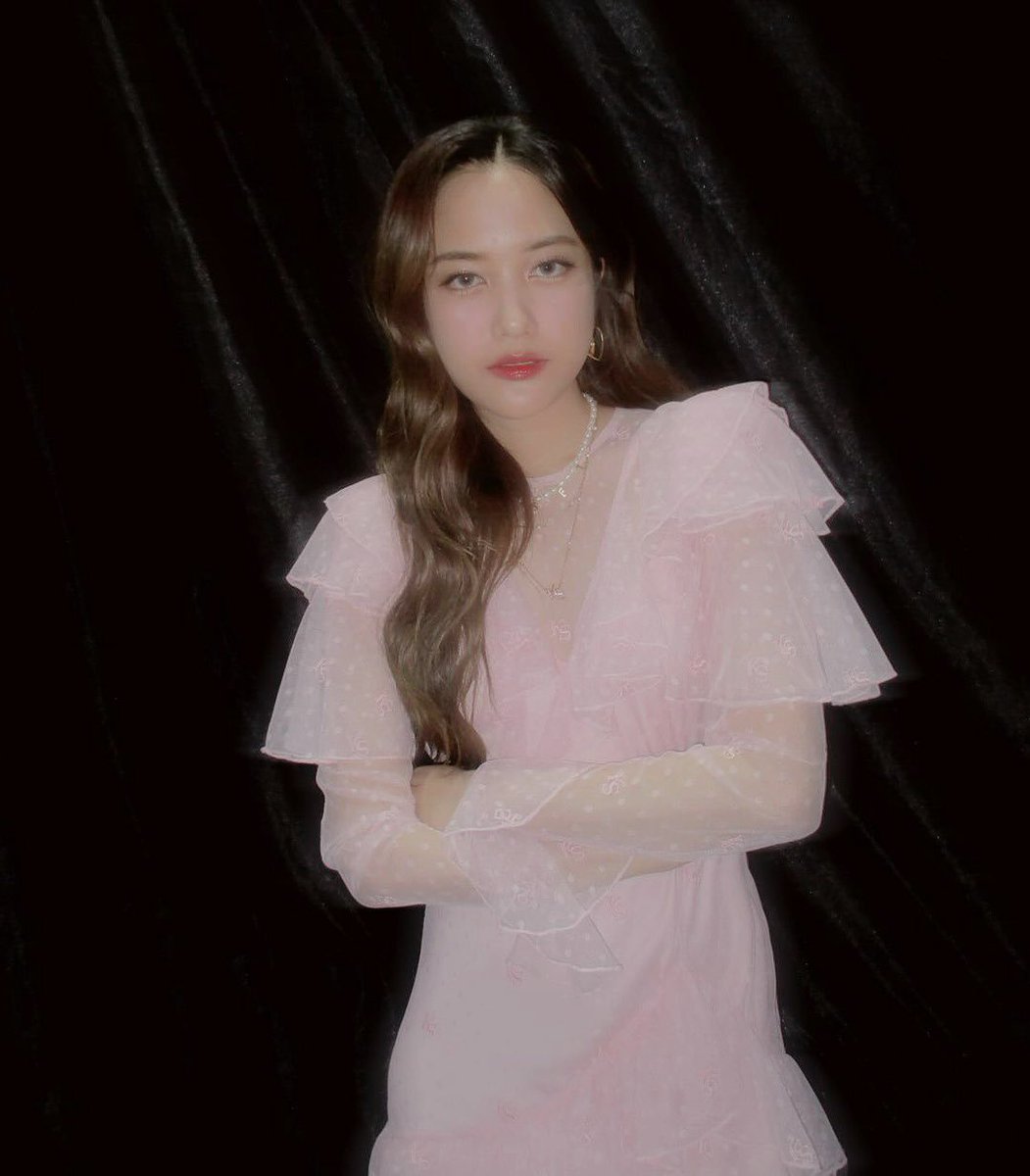 dcvika__'s tweet photo. ㅤ                    ⋆┈┈｡ﾟ Yoᥙr ρrᥱttყ fᥲᥴᥱ ᥲᥒd 𝒆𝒍𝒆𝒄𝒕𝒓𝒊𝒄 soᥙᥣ 💫

                         #SpringBlissSOG

ㅤ https://t.co/cxu3upZ47P