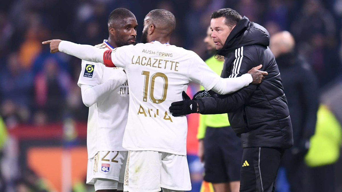 OL: Sage et Baldé expliquent ce que Lacazette apporte aux Lyonnais, en plus de ses buts l.bfmtv.com/oFMZ