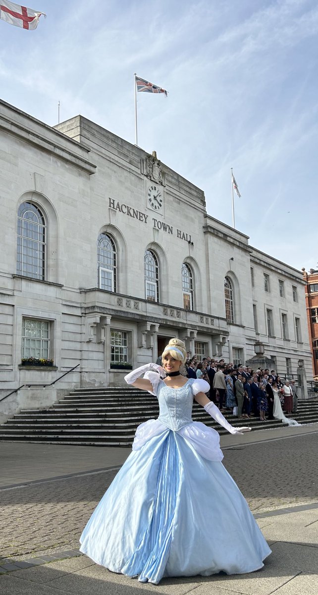 Look who came to the ball! ✨👸🏼 #CityandHackneyFamilyFunDay @hackneycouncil @NHS_NELondon @NHSHomerton