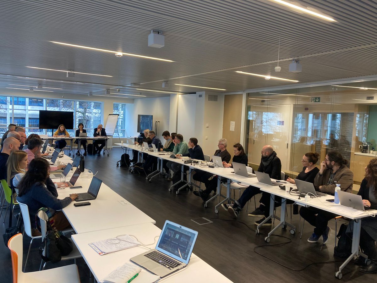 ✨Research Evaluation – Workshop report published! ➡️What way forward for #research evaluation systems? – Evaluating projects for societal benefits – Where next for the funding and assessment of transdisciplinary research? 👉Worshop report + presentations eassh.eu/News/Research-…