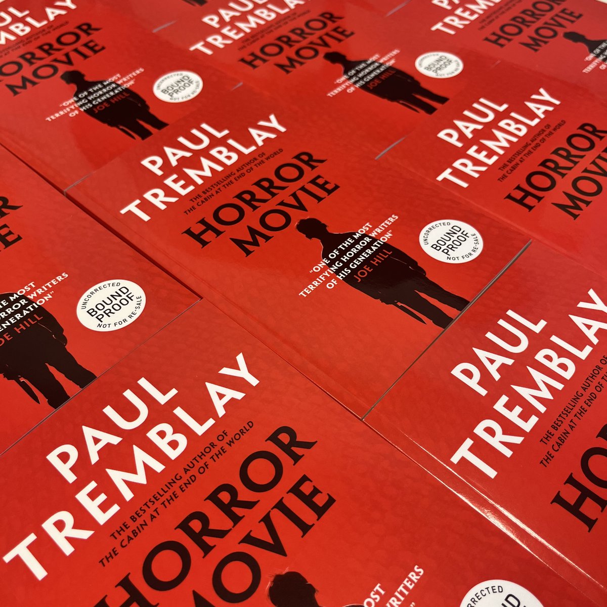 Are you brave enough for HORROR MOVIE? 📼 🔪 The monster at the heart of a cult 90s cursed horror film tells his shocking and bloody secret history in the chilling new novel from horror legend @paulGtremblay. Reviewers, head to to the link in our bio to request an ARC!