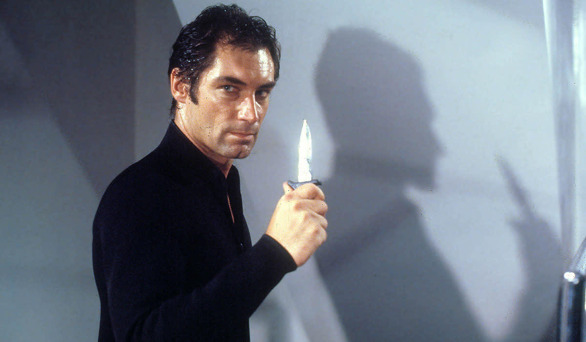 On This Day 30 years ago #TimothyDalton resigned from the 00 Section

Possibly the biggest loss to the #JamesBond franchise leaving us with the tantalising ‘what could have been’ of one or more 007 films with Dalton's Bond 'Living On The Edge'
