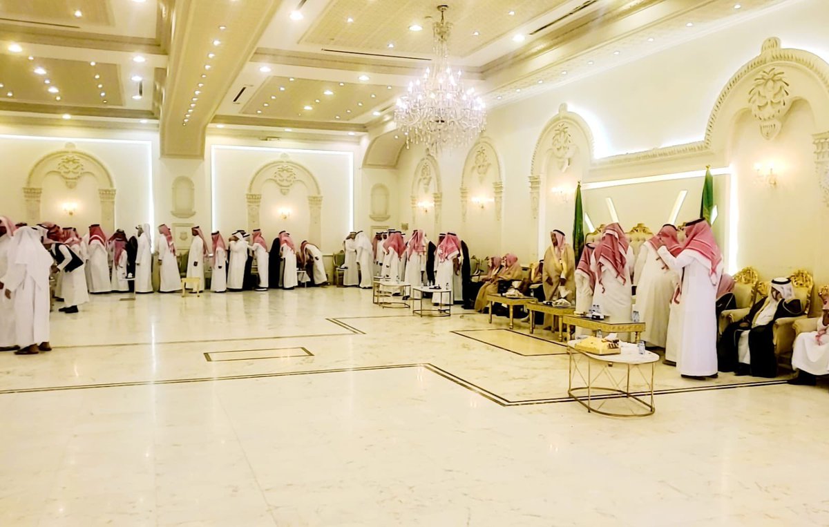 في ضيافة( آل عبدالله بن أحمد ) #الأفلاج بقاعة الأصايل #بالرياض ، #أسرة_آل_دريهم تقيم لقاء #المعايدة_السنوي لعام ١٤٤٥هـ في ثاني أيام #عيد_الفطر_المبارك. قدموا شكرهم وتقديرهم لأبناء العمومة لتشريفهم وحضوهم ،  أعاده الله على الجميع  باليمن والخير والبركات ، وأن يحفظ وطننا الغالي