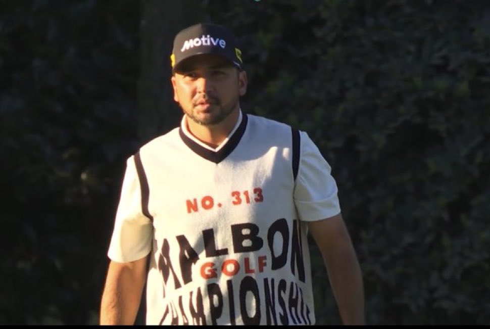 🚨Folks, what the hell is Jason Day wearing? He looks like a beer can label. - The People’s 📞📞