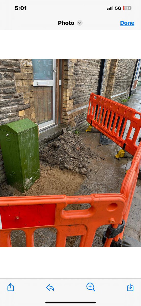 makeitcountcons's tweet photo. This is the entrance and exit to a block of flats. It’s also the fire exit. @virginmedia wish to comment? https://t.co/MocGePM6TM