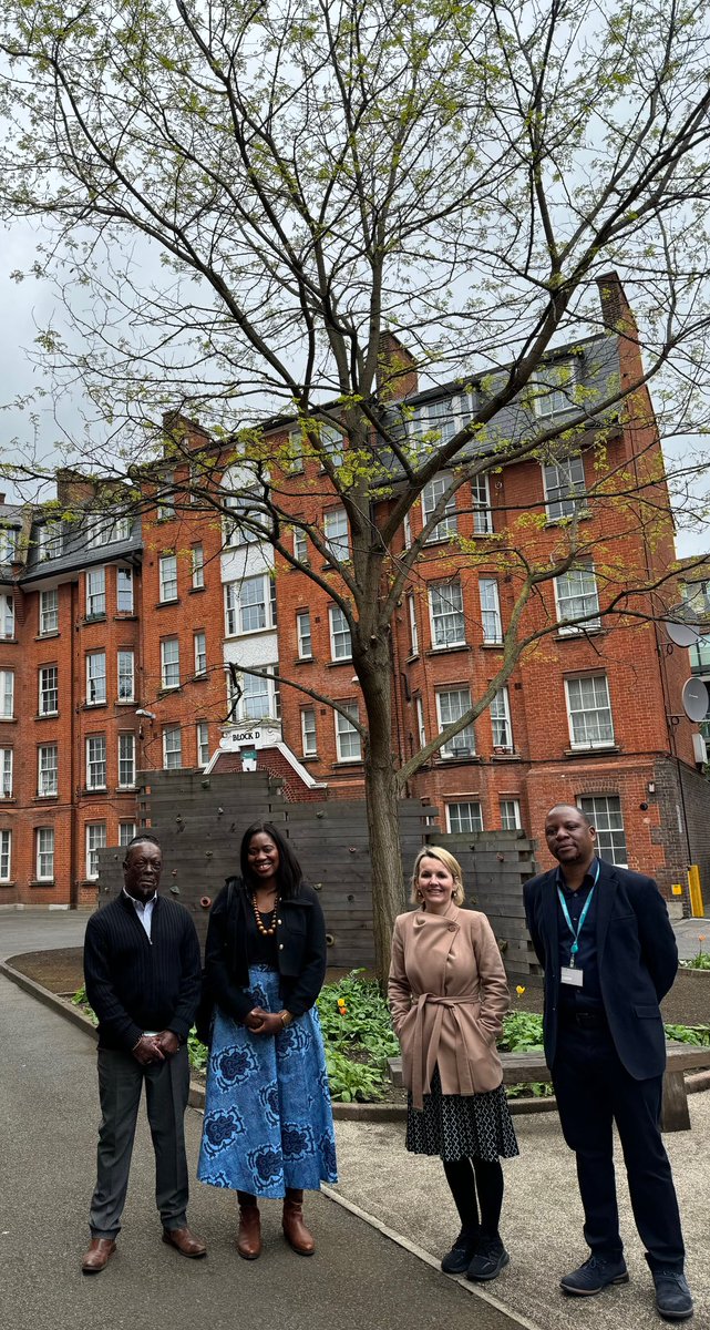 It was great to meet some of the @PeabodyLDN team working across Peckham. Loved their model of combining social housing & community services to benefit residents. Brought home why Labour’s pledge to deliver the biggest boost to social housing in a generation is so important!