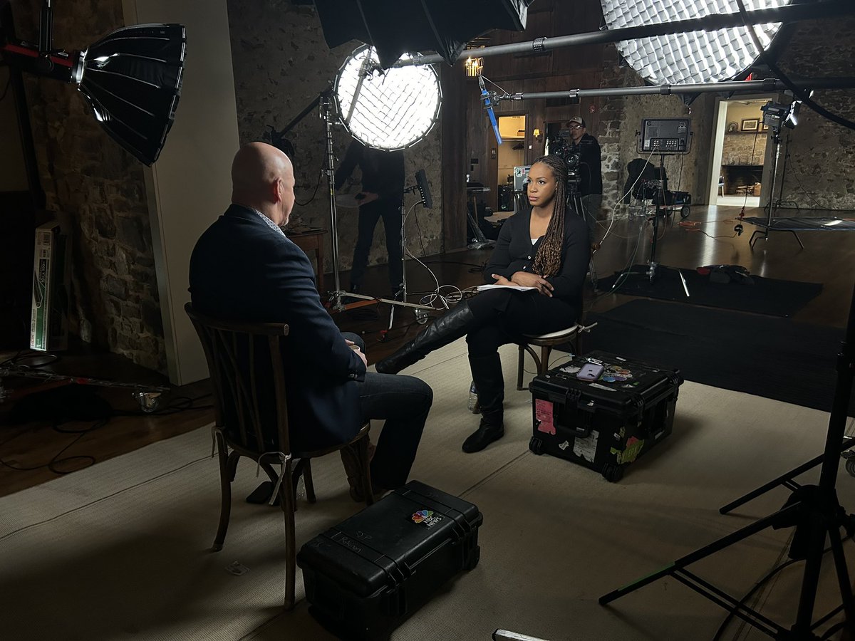 Back on the @DatelineNBC beat tonight! Biggest thanks to the *tremendous* team who makes it all happen. And deepest gratitude to the family of Joy Hibbs, who trusted us with her story.❤️ See you tonight at 9p! #DontWatchAlone #OrDo #JustWatch