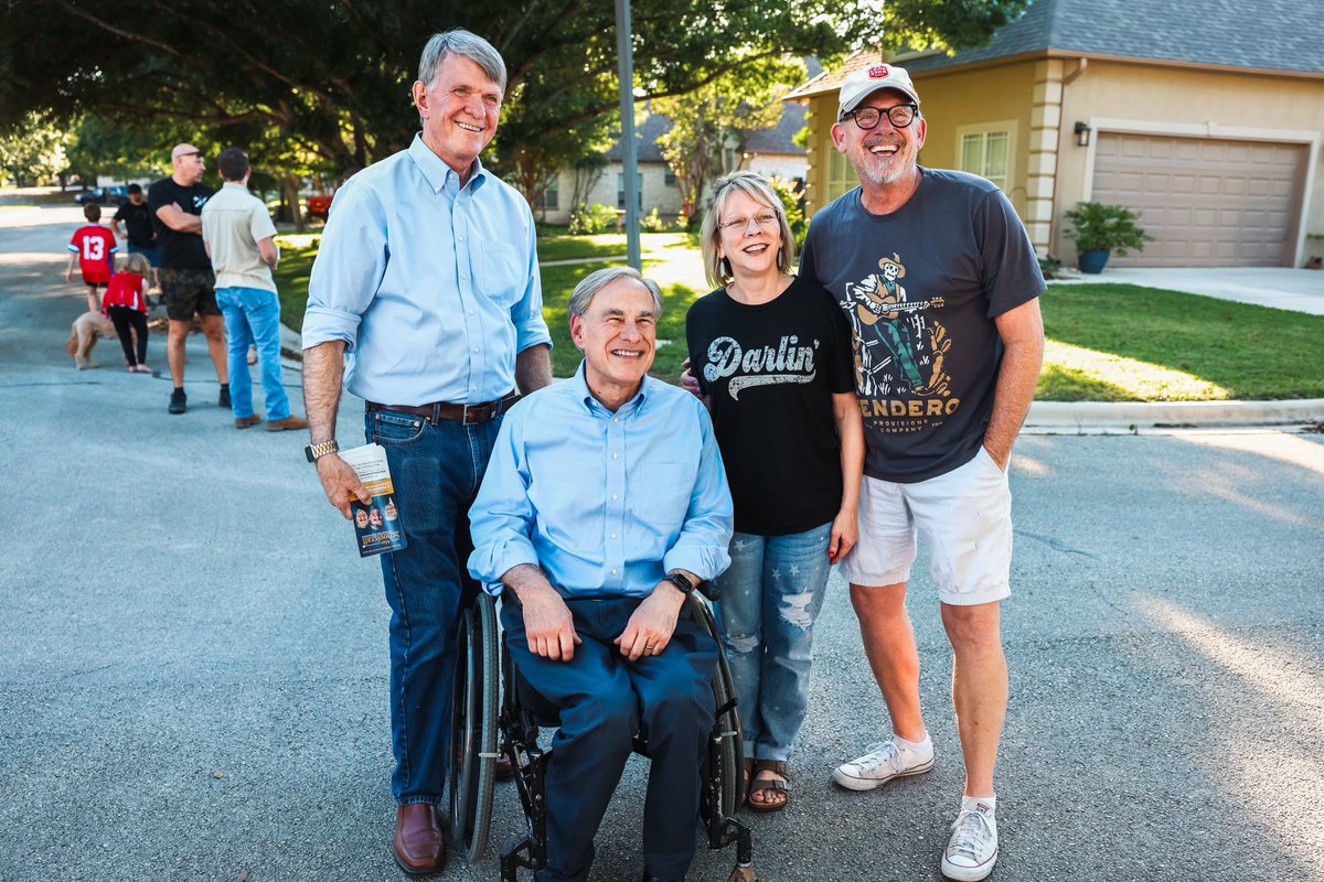 Great to be back in New Braunfels yesterday to knock doors in support of Alan Schoolcraft.  Alan is the conservative voice Texans in House District 44 need to represent them in Austin.  Together, we will secure our border, cut property taxes, and empower Texas parents.