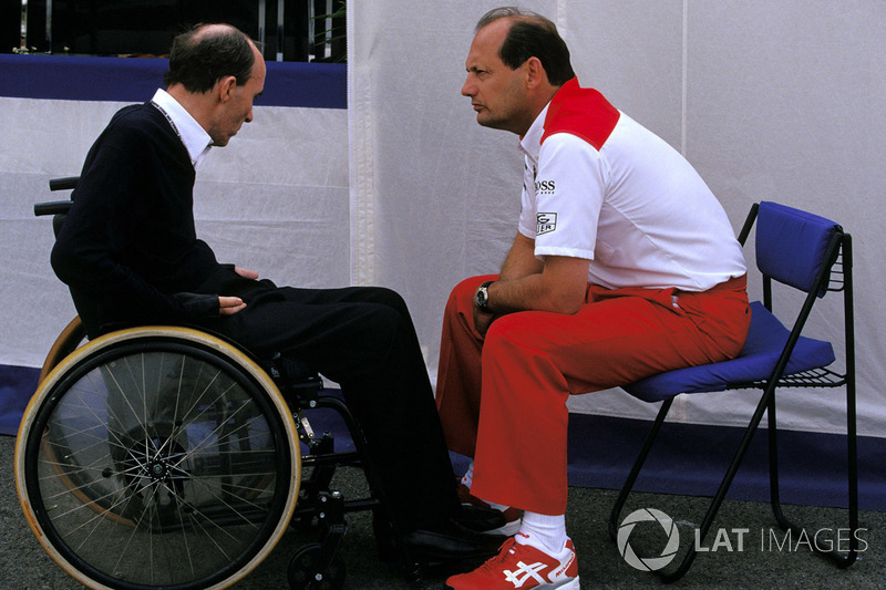 21/7/1993 #F1 News 🚨RENAULT TELL McLAREN 'NO' TO DEAL Talks between #Renault and #McLaren have ended with Ron Dennis saying: 'Negotiations ended on the negative axis for us with Renault at their request after in depth evaluation of options proved futile.' #RetroF1 #RonSpeak