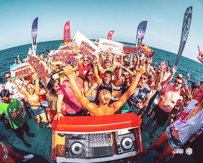 Many people ask me why I like to perform at boat parties. Here is the answer. 💯🔥🙌🏻⛴️

#luppiclarke #djluppiclarke #HBFam #housemusic #housemusic2024 #ibiza