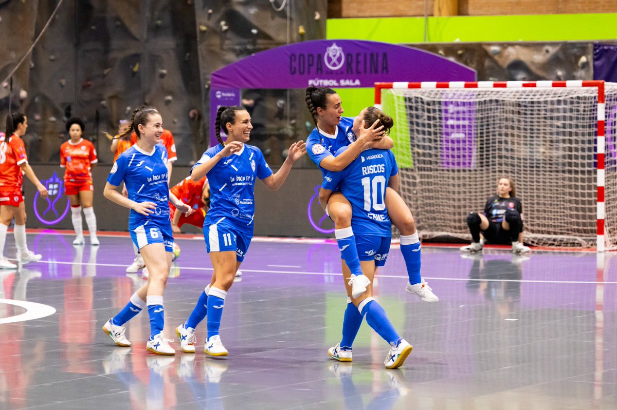 [CUARTOS DE FINAL COPA DE LA REINA]

La Boca Te Lía Futsal Alcantarilla 2
@Castrofutsalfem 0

¡¡¡ PASAMOS A SEMIS !!!

#LaCopaMola #AlcantarillaEsDeporte #BlueeAgles #UniversoMujer