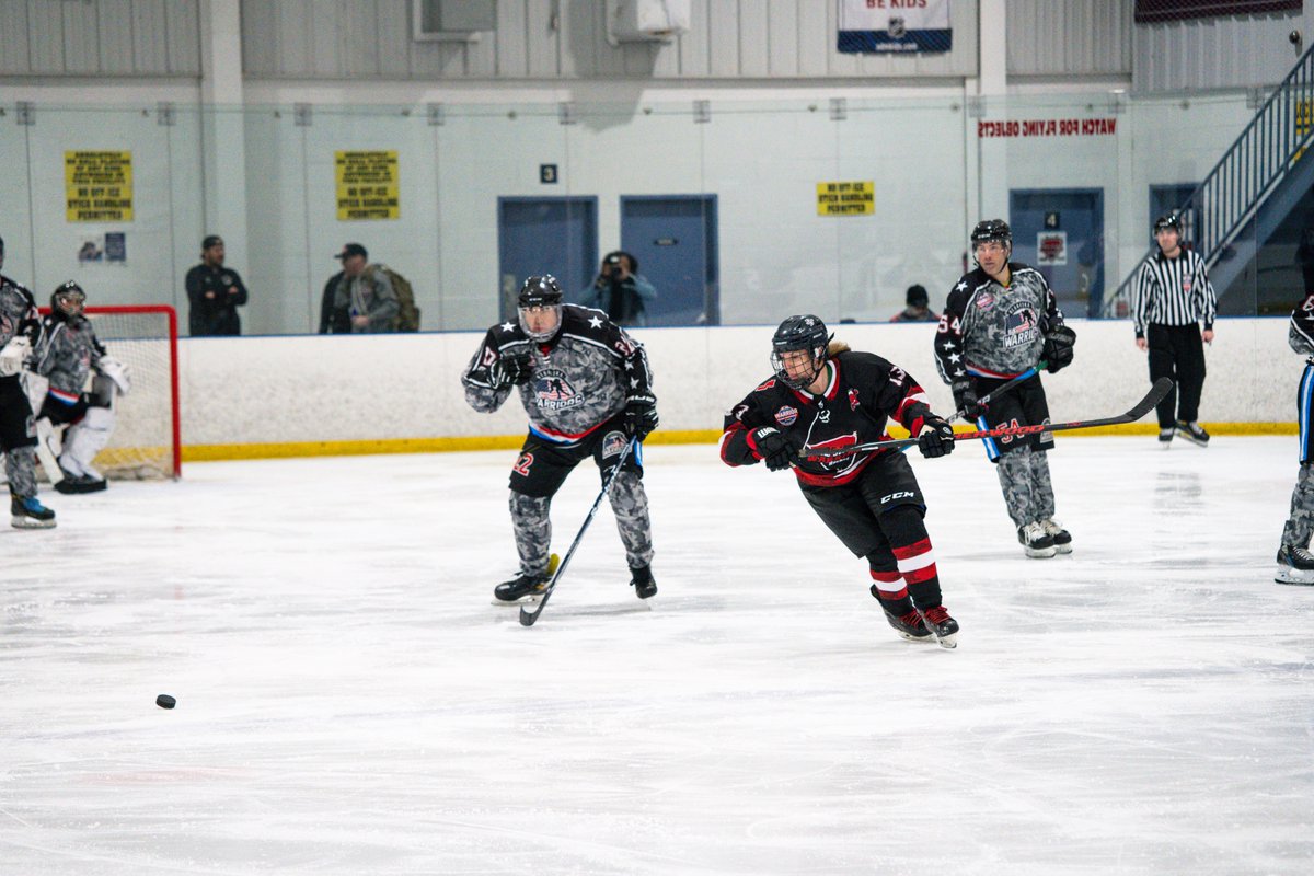 Day ✌️ of the 2024 Toyota USA Hockey Warrior National Championships is in full swing! Stream all games on USAHockeyTV.com 📺 #WarriorNationals info → bit.ly/3Je0yOQ (📸 @AtlanticDistr)