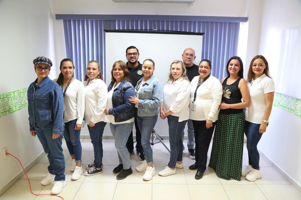 El equipo multidisciplinario de la Coordinación de Bienestar Familiar del DIF Estatal SLP, participó en una reunión de trabajo con el personal de la Coordinación Especializada en Justicia Penal para Adolescentes. Se abordaron temas muy importantes para la Sociedad🙏☕️👪