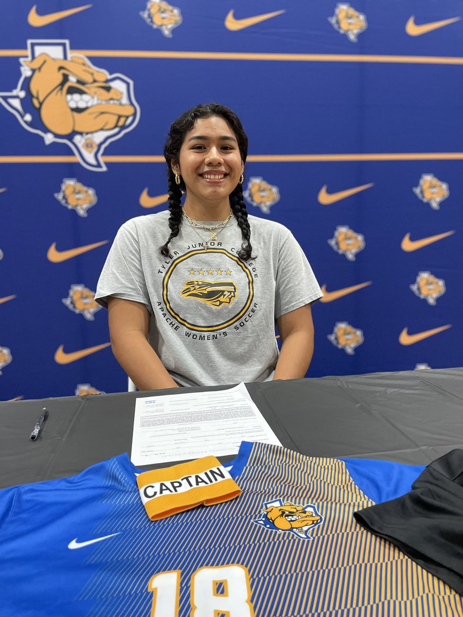 These girls are signed and ready to go for some college soccer!! Angelina and TJC here they come!