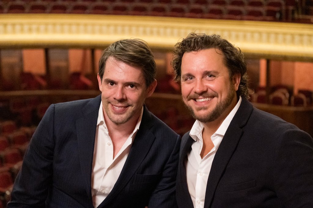 Tonight @Spikelmyers& #MathieuPordoy appear in recital at the Paris Sainte-Chapelle Opera Festival, performing #Rossini, #Meyerbeer, #Bellini& #Liszt. It’s also the birthday of both artists! ToiToiToi& #HappyBirthday! #MichaelSpyres #FischerArtists 📷 @edouardbrane