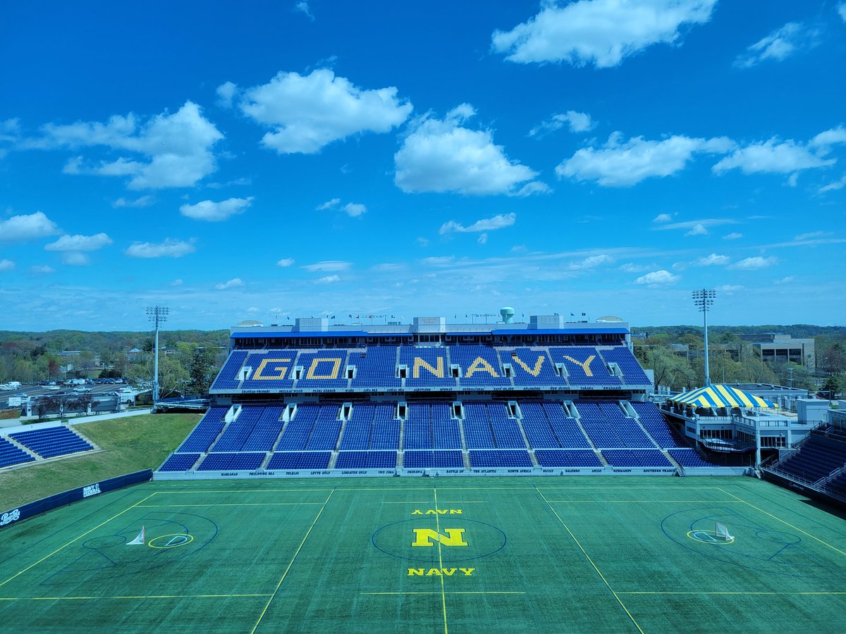 LeahSecondo's tweet photo. Not a bad setting to get pre-game day work completed @ArmyWP_WLax @NavyWLax #stargame sat. @CBSSportsNet 4:15pm alongside @JasonKnapp44 https://t.co/fhlZMCBULL