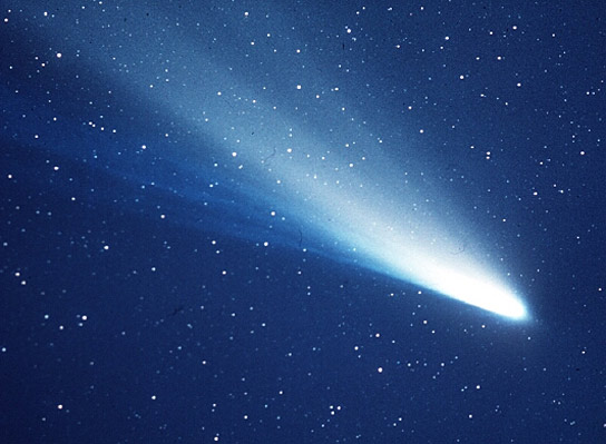 AAS_Office's tweet photo. Comets are usually named for their discoverers, but not Halley’s. Edmond Halley (1656-1741) figured out that the comet now named for him returns about every 76 years, confirming that comets are in closed orbits around the Sun. It’ll be back in 2061. #GAM2024 #RandomAstroFact https://t.co/8cGqZgReUs