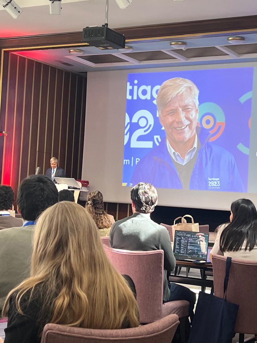 🗣️Esta mañana nuestro director ejecutivo @MayneNicholls estuvo presente en el London Business School, como parte del programa Latin American Business Forum 2024, para conversar del éxito de los Juegos #Santiago2023. 🇬🇧👏🏼 👉🏼Bajo el título “Score Big: Leadership Lessons from the…