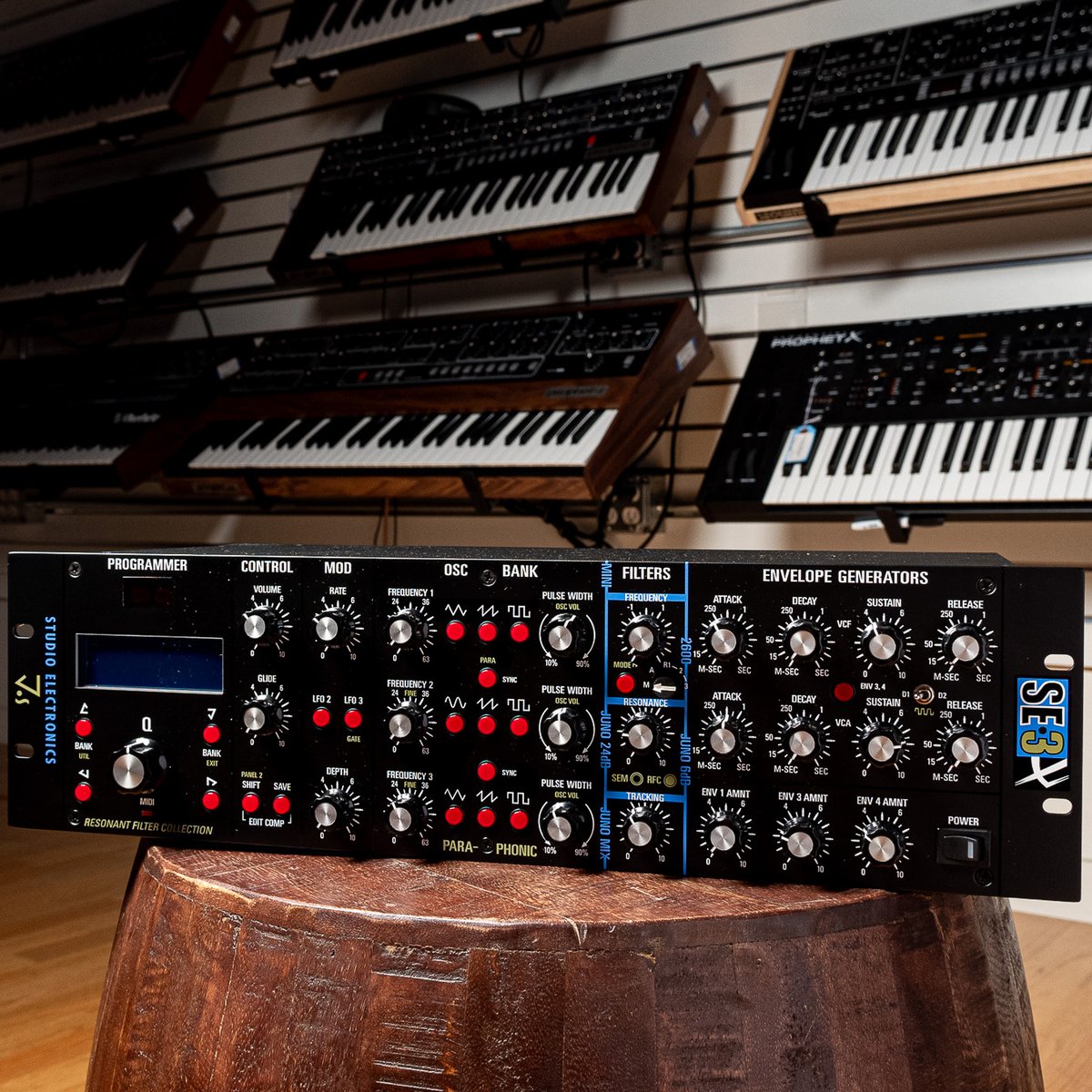 ChicagoMusicEx's tweet image. Enhance your studio synthesizer selection with the Studio Electronics SE-3X. Now on sale during our CME Spring Sale, going on through Monday! Shop the sale at the Synth Exchange today! bit.ly/3OtMiFa #chicagomusicexchange #chicagosynthexchange #StudioElectronics
