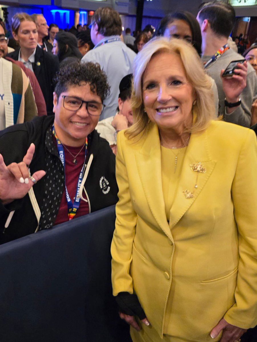 HRC Orlando steering committee member Carmen with First Lady Dr Jill Biden #WashingtonDC #HRCOnTheHill #SayTrans #SayGay #HRCORLANDO 
@FLOTUS @HRC