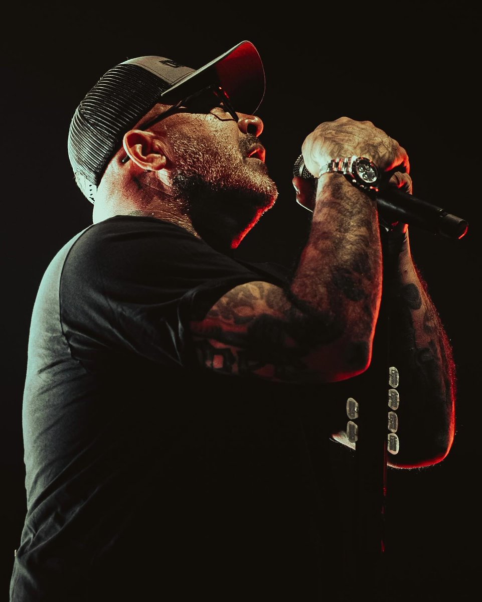 Happy birthday, Aaron Lewis! See you next month🤘 Get your @Staind tickets ➡️ bit.ly/staindtixpba