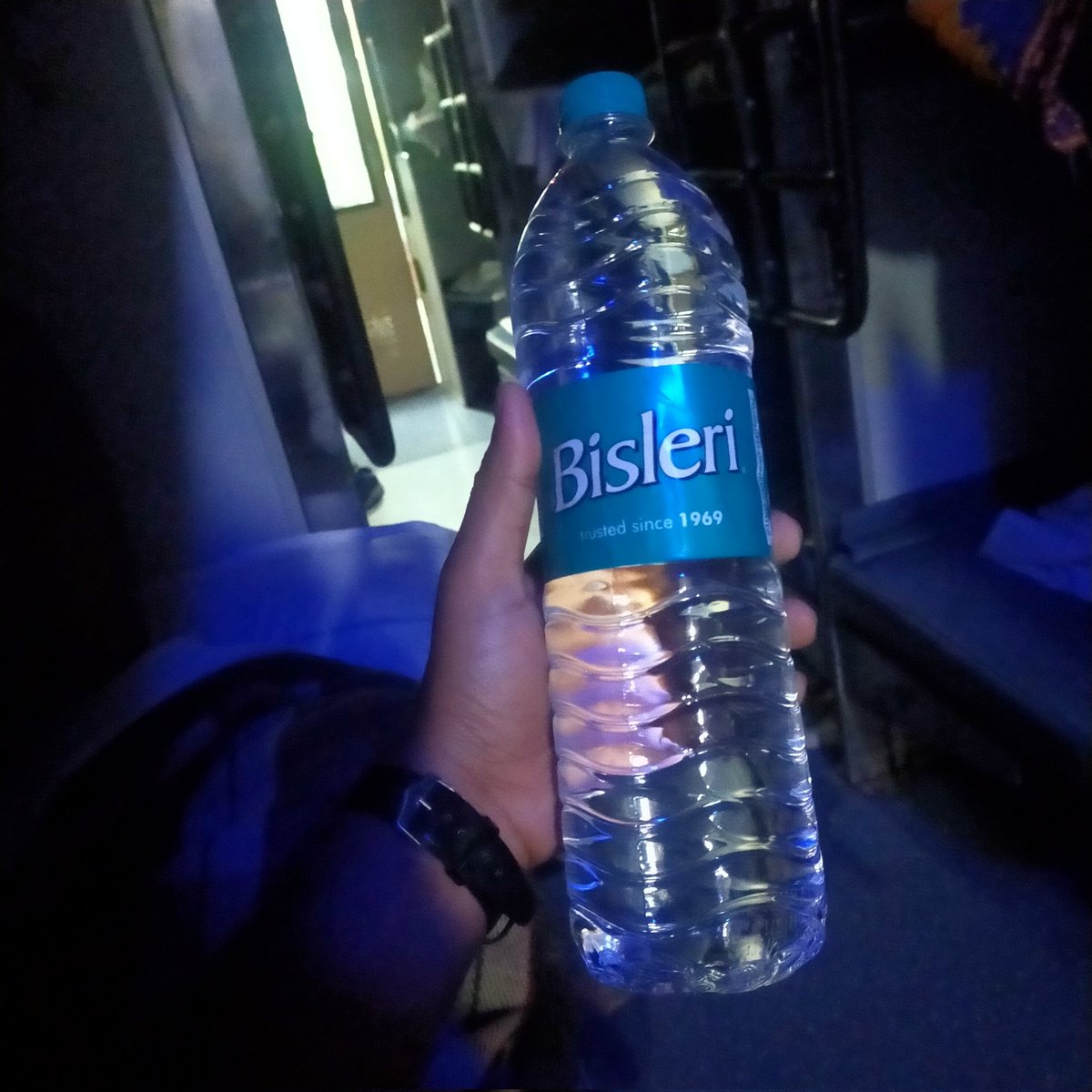 commitajit's tweet image. Why @IRCTCofficial @RailMinIndia @RailwaySeva is not taking action on these activities.
Rs. 15 printed Bisleri Water Bottle is getting saled by IRCTC catering staff for Rs. 20 in train 22817 HWH MYS EXP.
This is not legal activity. Kindly take immediate action.