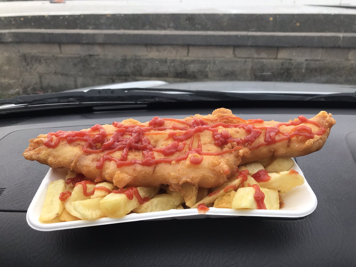 Chippy tea Friday…with ketchup 😋