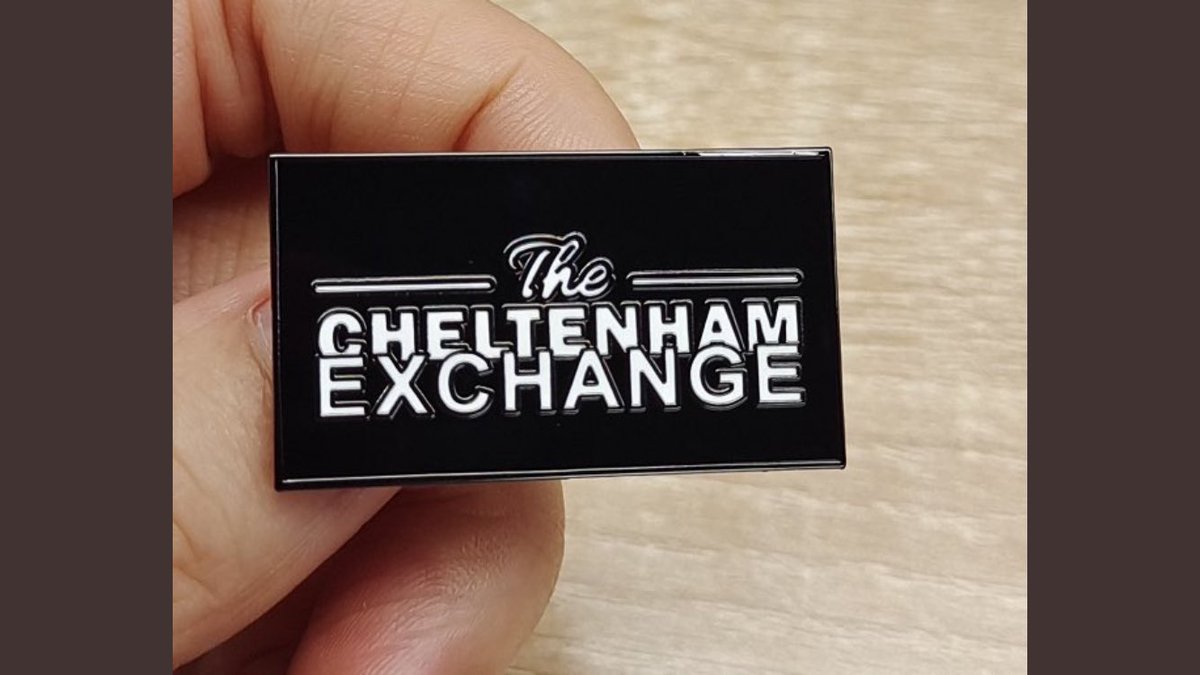 Thanks to @HorseRacingPins we are giving away a set of 3 Horse Racing Silk Pins and an Exclusive Cheltenham Exchange Pin To enter you must: RT this post Follow our Twitter Account Follow @HorseRacingPins And comment below with your selection for the Grand National