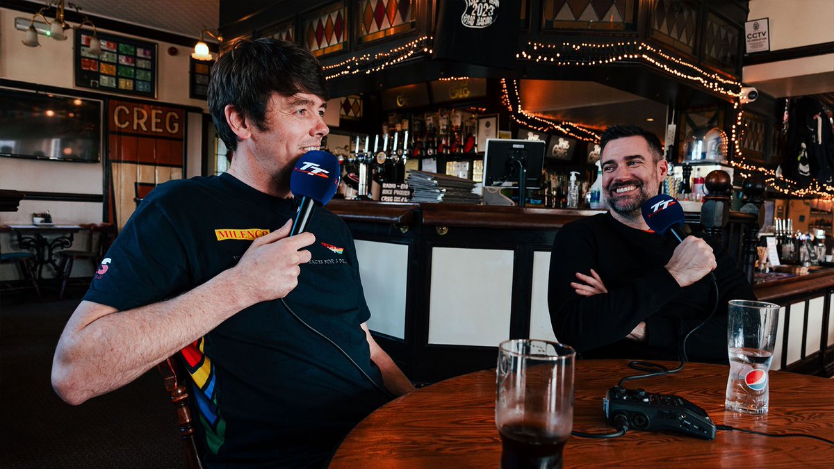 🎙 The TT Podcast is on the road! This week's episode was filmed at the Road to 2024 TT Launch where Chris headed round the Island to see what was going on with a number of riders at some well-known spots. This is an audio only episode, so listen now: buff.ly/4cUpvwb