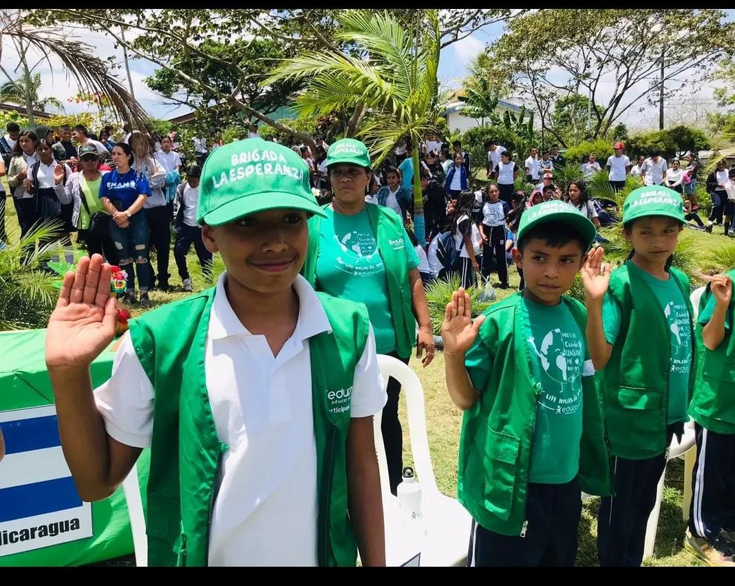 La delegación territorial del #MARENA en el departamento de Jinotega, participó en el Lanzamiento Municipal de la V edición del Concurso Intercolegial de “Escuelas Verdes 2024”.

#verdequetequieroverde 
#MARENA 
#AmorAlaMadreTierra 
#Biodiversidad