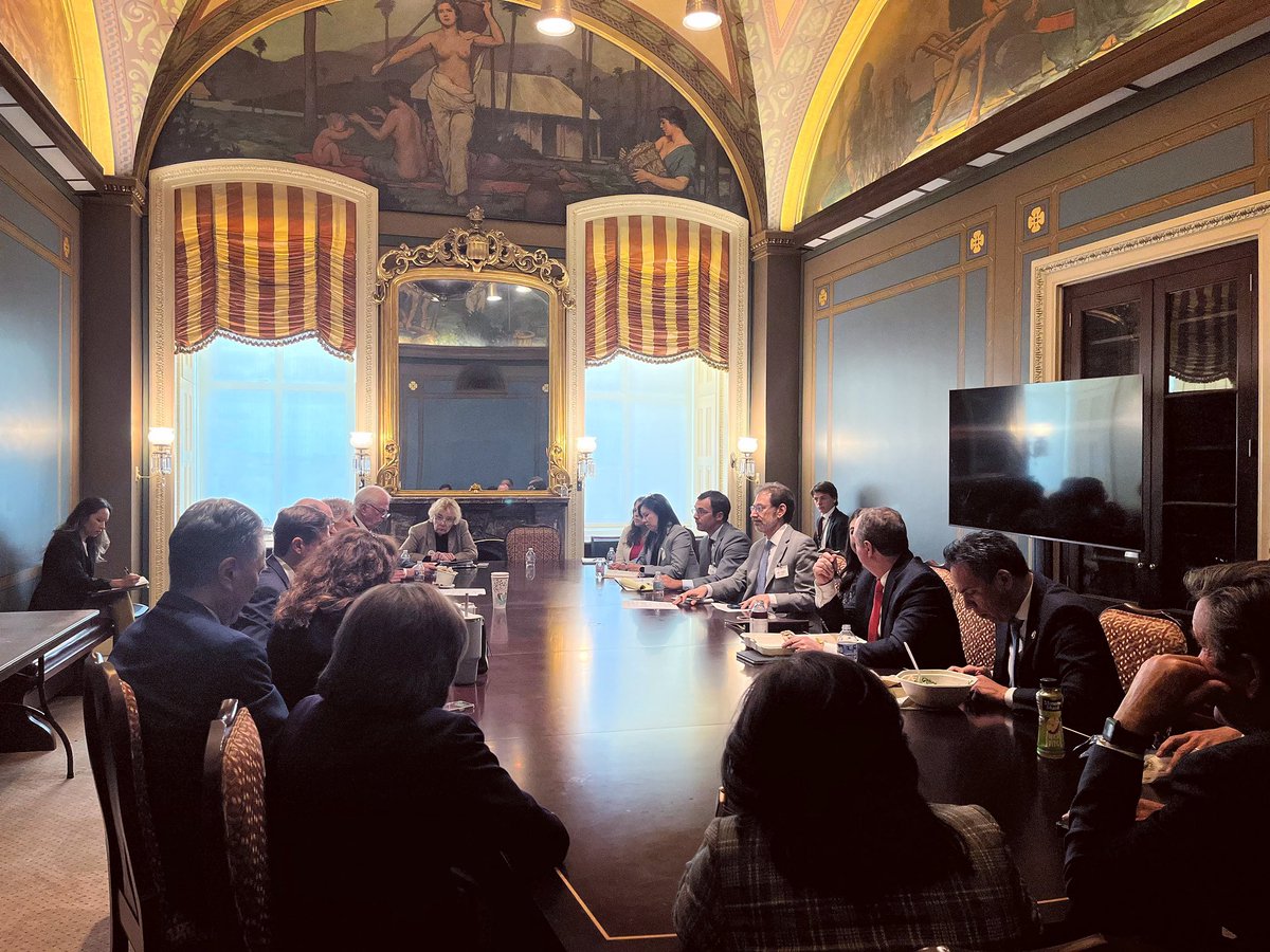 Extreme weather conditions across the U.S. threaten homeowners’ ability to find & maintain affordable home insurance. @USTreasury officials joined our California Democratic Congressional Delegation meeting to discuss how we can work together to expand protections for homeowners.