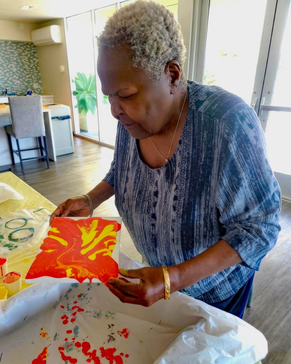 Resident artists at Downtown Hayward worked on acrylic pour projects during Open Art Studios. Miss Ola (in blue) was excited to experience her first painting class and says she's definitely coming back for more. #ChangingAging #PositiveAging #CreativeAging
