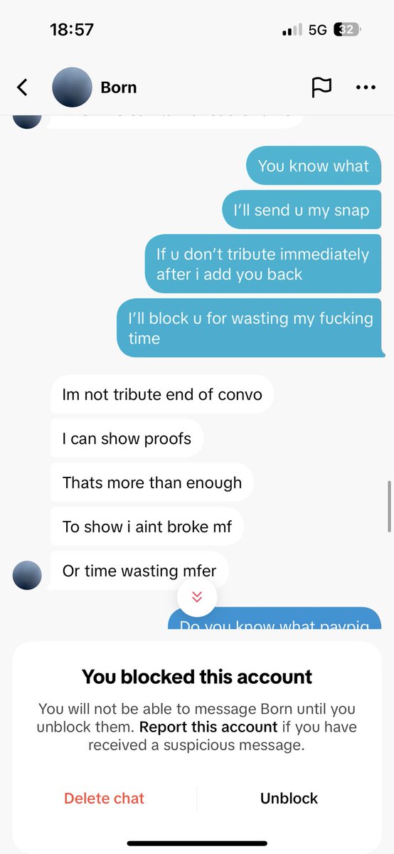 enchantingbully's tweet image. Imagine refusing to pay tribute and then calling ME a scammer???🤣🤣🤣🤣