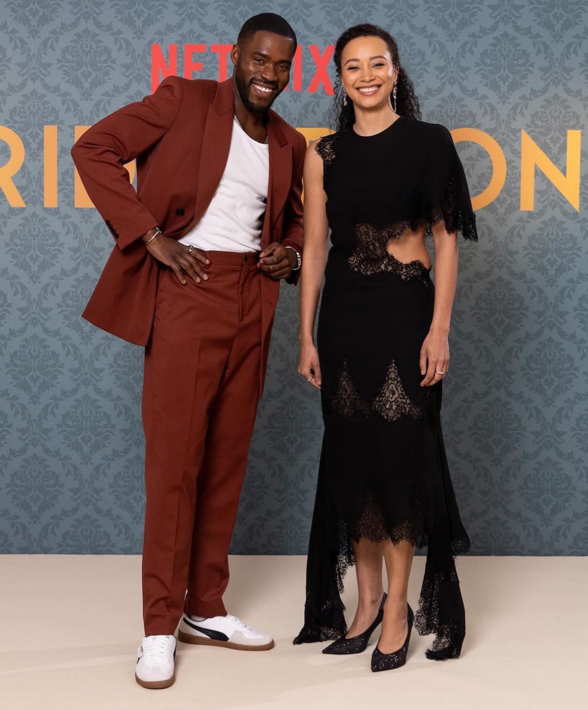 out of context bridgerton on X: “Martins Imhangbe and Emma Naomi 