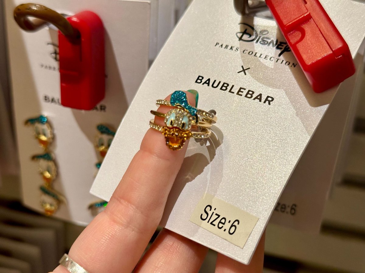 BaubleBar Donald Duck Ring
📍 Location: Uptown Jewelers, Magic Kingdom 
🏷️ Price: $50.00
