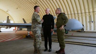 Top US General Spotted At Central Israel Airbase Just As Iran Attack Looms. Update(1116ET): At a moment US intelligence has indicated that Iran could strike Israeli soil in the next 24 to 48 hours @GenFlynn @SheilaG2024 @StephenM Info on Link below conservativechoicecampaign.com/top-us-general…