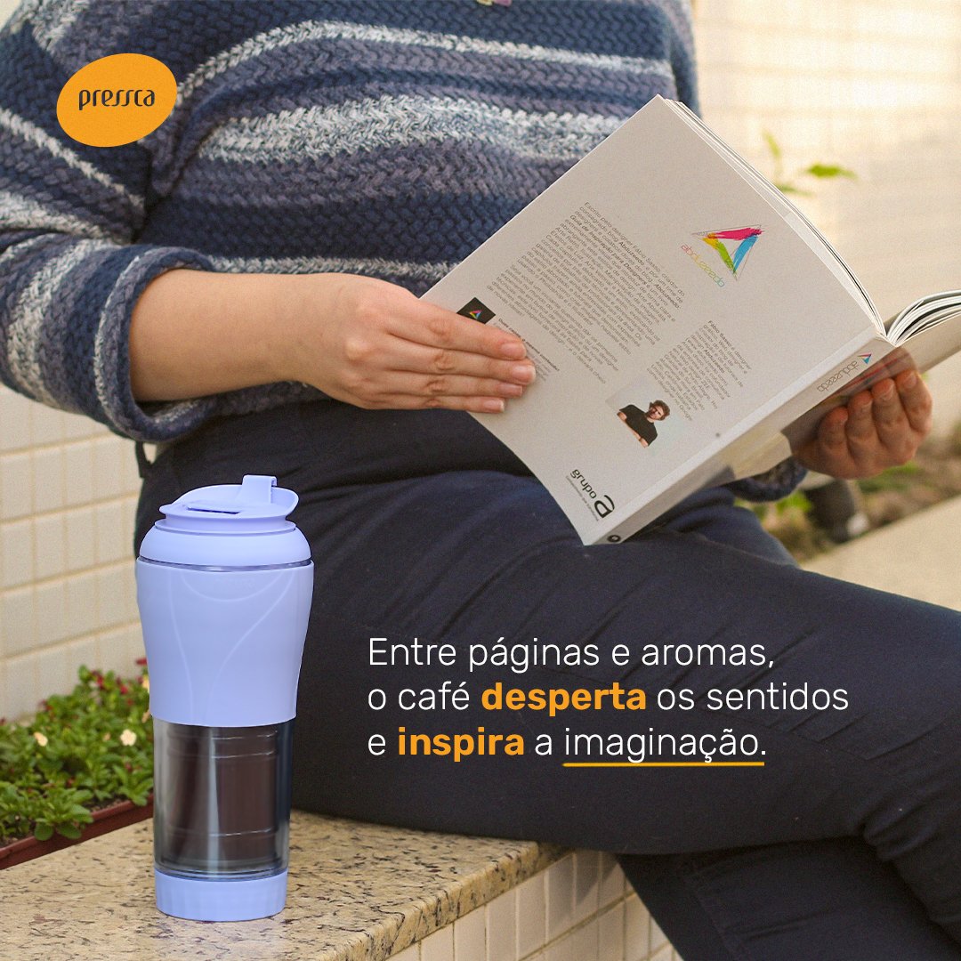 Um aroma envolvente, um sabor marcante, páginas que te transportam para outros mundos...  

 Quem mais gosta de apreciar um bom café durante os momentos de leitura? ☕📖