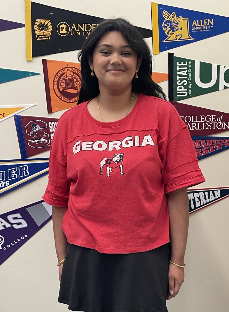 Congrats and success wishes Bhargavi @RNECavaliers acceptance @universityofga @drgravesUGA! She’s active in several clubs: @PCA_RNE Theater, USITT, SNHS, Model UN. Her major: Political Science & International Relations w/Asian literature and Culture Studies