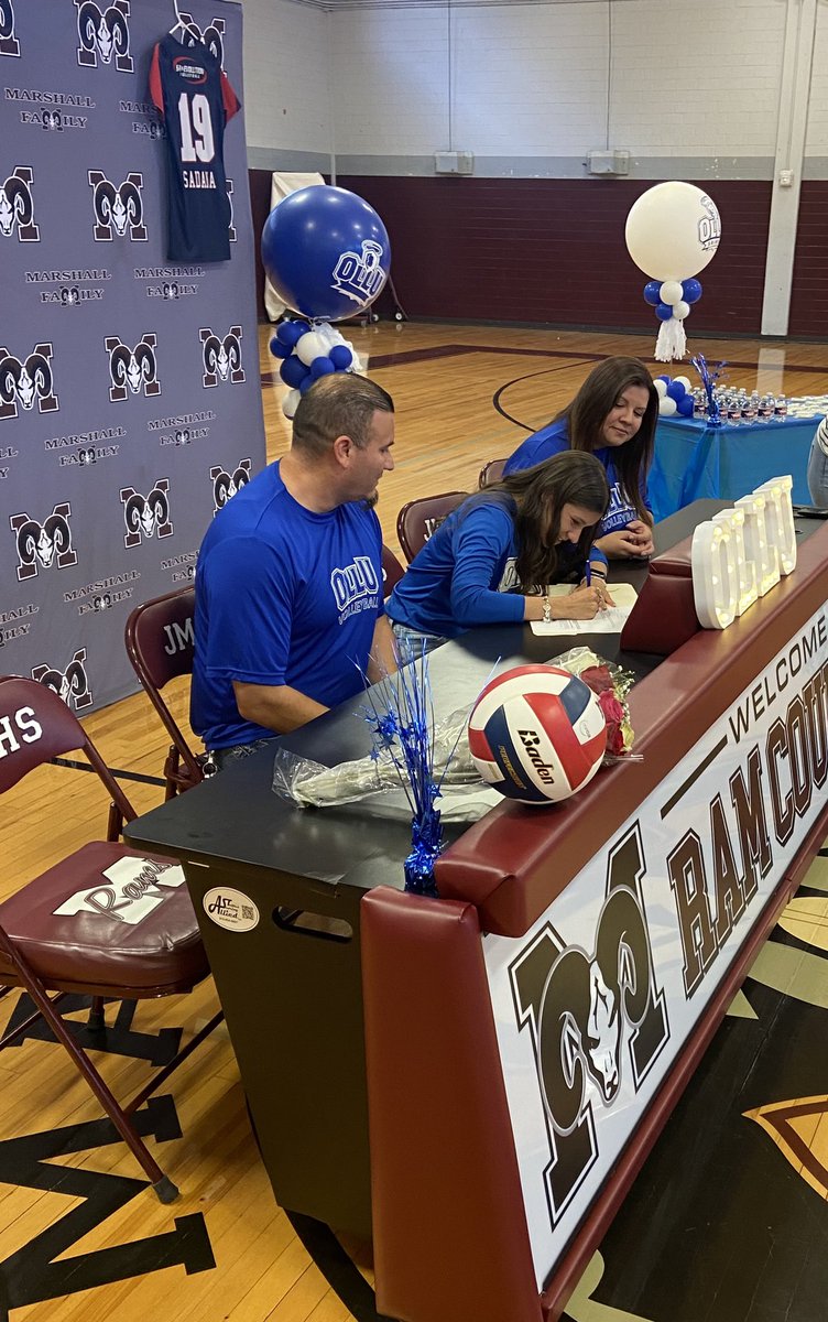 Marshall Volleyball tweet media