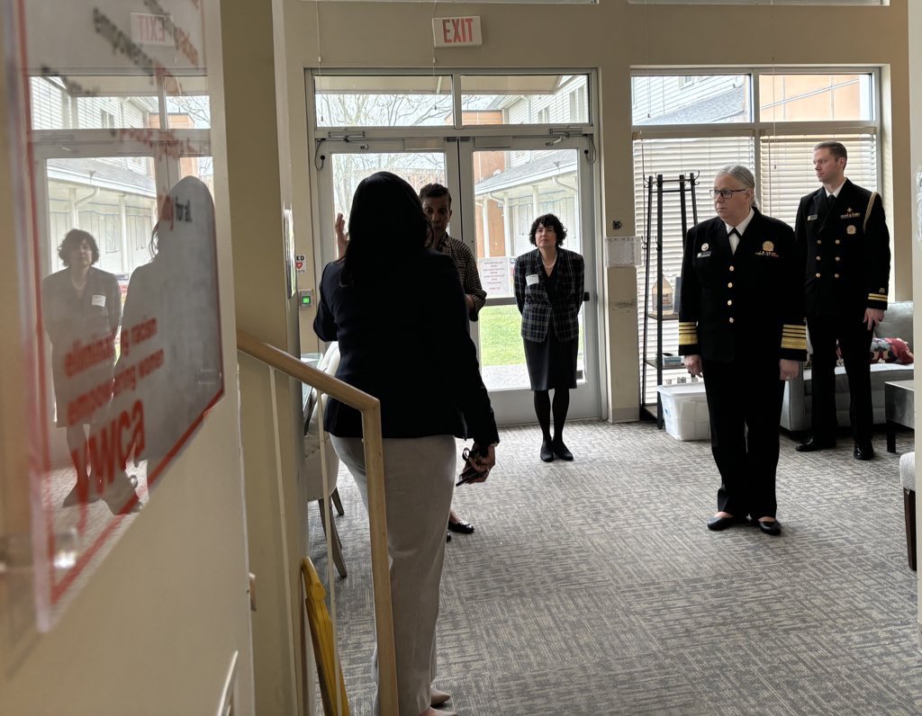 Honored to host @HHS_ASH & her team from @HHS_Health & Silvia Torres of @TheJusticeDept for a tour of our Weaver Domestic Violence Center this week. They saw firsthand the work we’re doing to help survivors heal & make Nashville the safest city in the nation for women and girls.