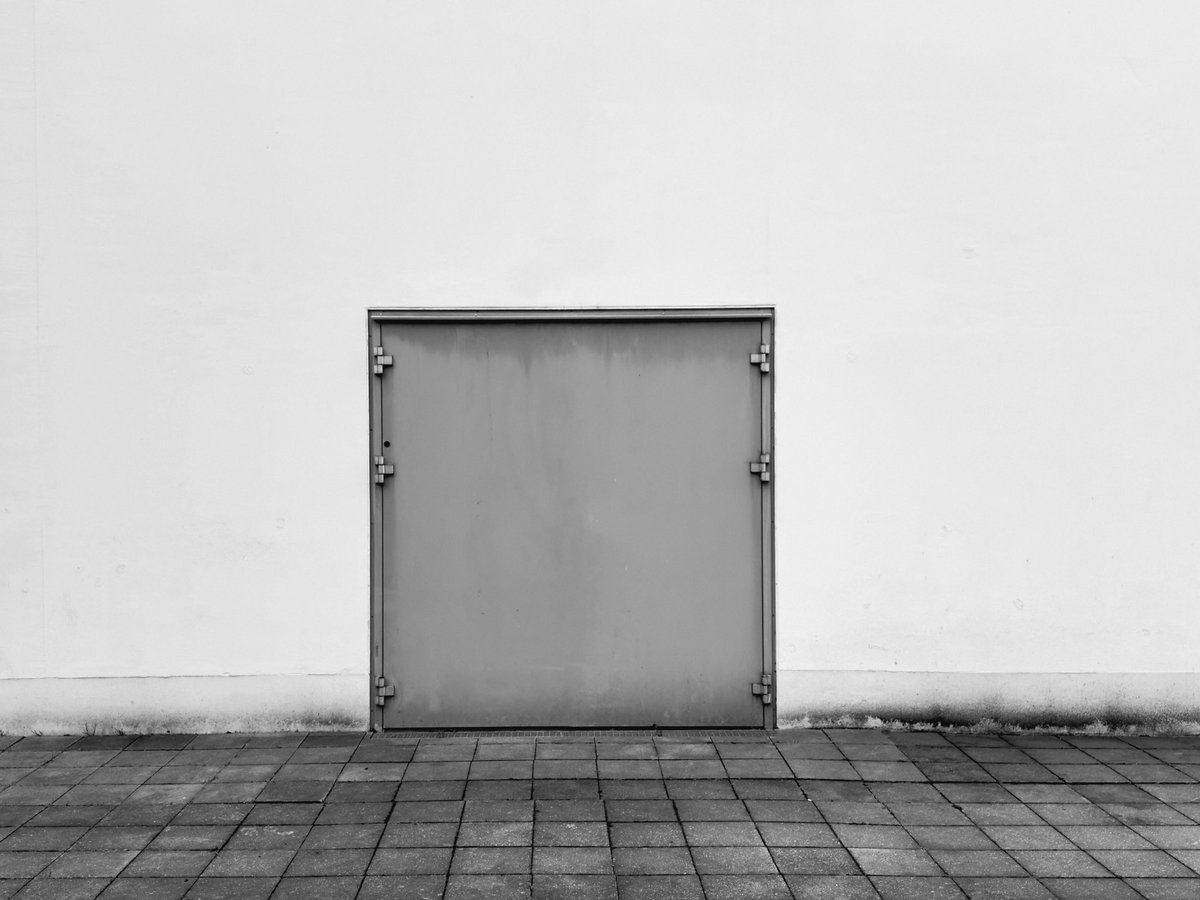 “Opportunity does not knock, it presents itself when you beat down the door.” (Kyle Chandler)

#Minimalism #UrbanPhotography #ContemporaryArt #ArchitectureLovers #TexturePlay #WallAndDoor #Simplicity #VisualSerenity #UrbanGeometry #PhotoQuotes #JimRohn #DerekLandy