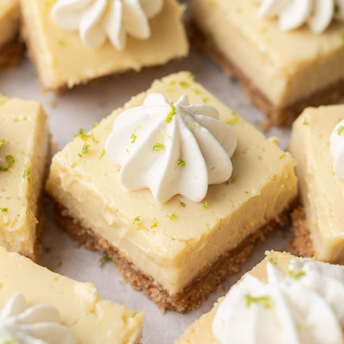 These Key Lime Bars taste like the classic pie, but in bar form! The filling is extra creamy thanks to the addition of cream cheese, and a dollop of whipped cream on top is the perfect finishing touch. #keylimepie #piebars #keylime #dessert 
buff.ly/3uLseH6