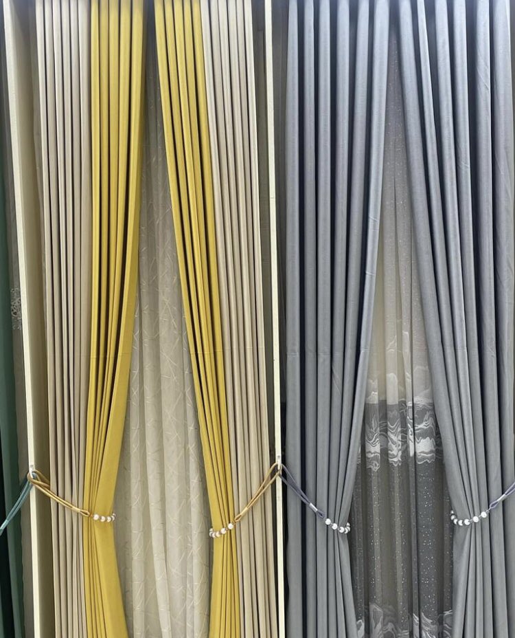 ✅latest quality blackout curtains ✅per meter 1200/= ✅sheers 600/= per meter 🚚free delivery countrywide ☎️contact or WhatsApp 0742431633