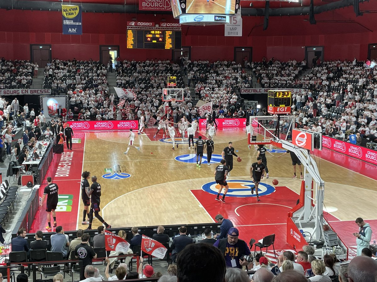 Let’s go. <a href="/JLBourgBasket/">JL Bourg Basket</a> <a href="/ParisBasketball/">Paris Basketball</a> retour…  Allez la JL.