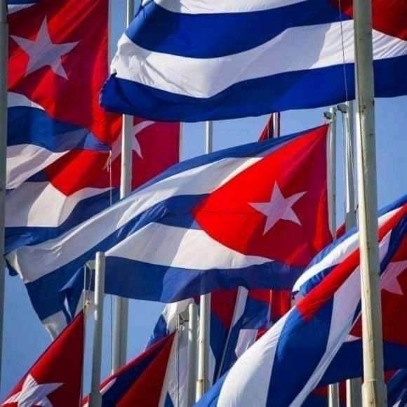 CUBAPEL listos para participar en el 1ro de Mayo.
 #Cuba 🇨🇺